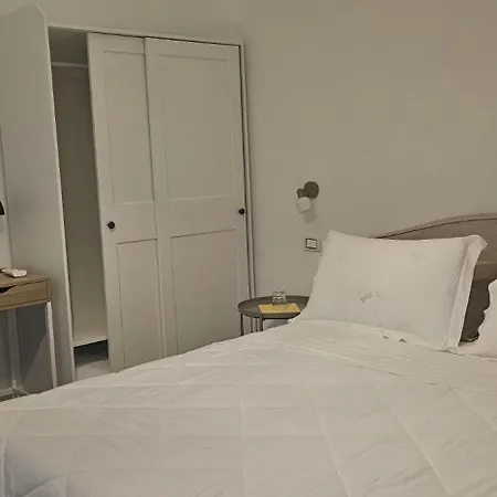 Le Fontane Bed & Breakfast